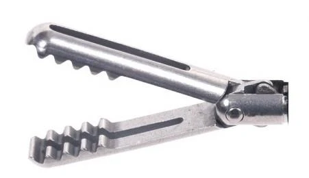 Disposable Tomour Grasper With Teeth
